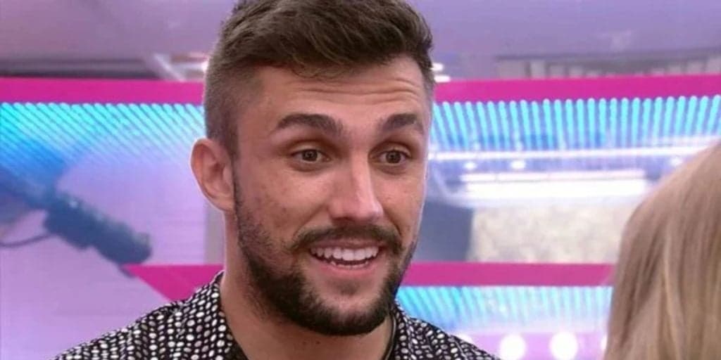 "Me chamou para sair", detona famoso sobre Arthur do BBB21, que expõe do que o rapaz realmente gosta