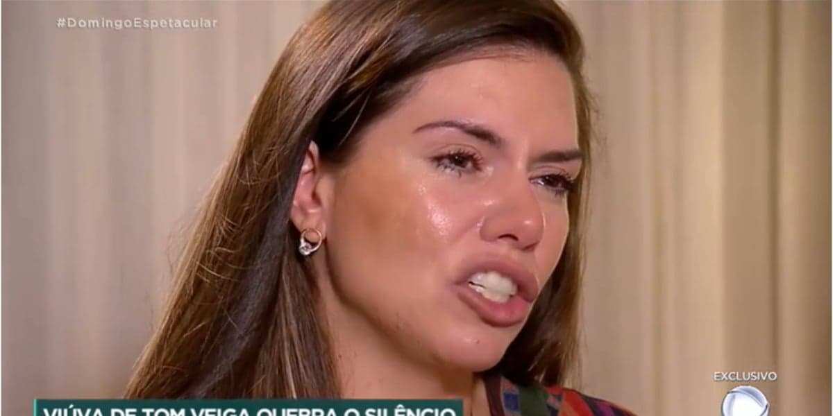 Cybelle Hermínio fala sobre o que está sofrendo após ser acusada de envenenar Tom Veiga, o Louro José (Foto: Reprodução)