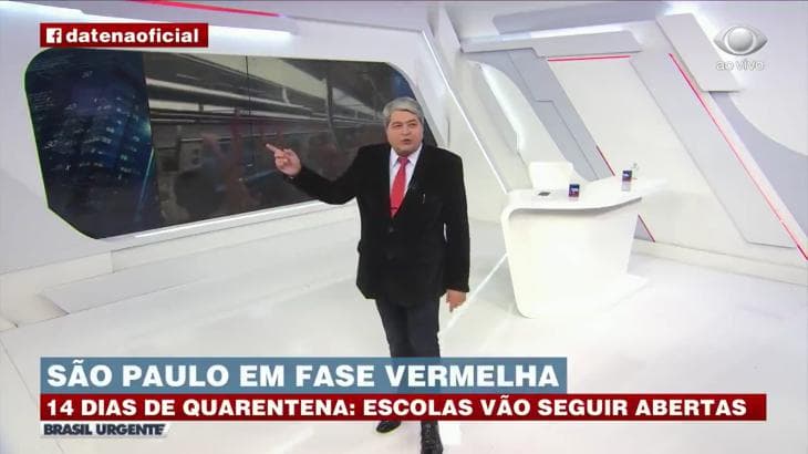 Datena explode ao vivo, mostra quem manda e esculacha produção por erro: "Estão com medo de alguém aqui?"