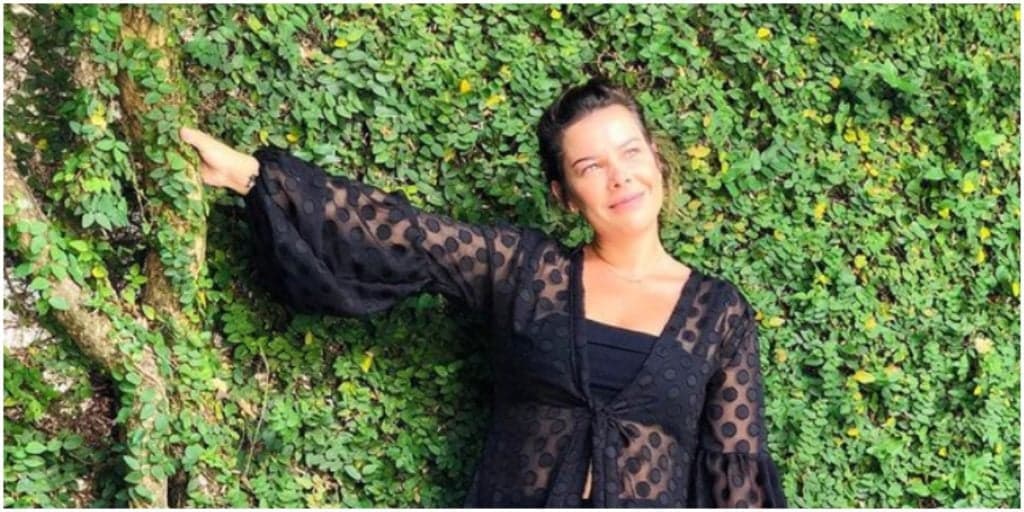 Fernanda Souza assume o que é em foto, fala a verdade e mulher se declara: "Te amo garota"