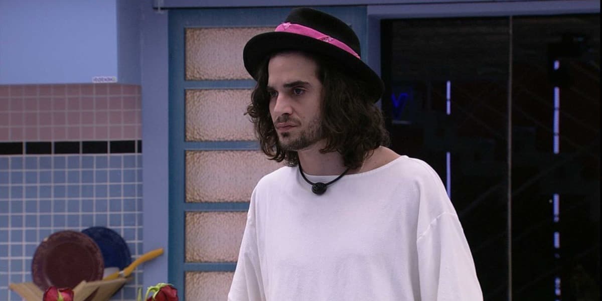 Fiuk expõe problemas financeiros no BBB21 (Foto: Reprodução) Fiuk expõe problemas financeiros no BBB21 (Foto: Reprodução)