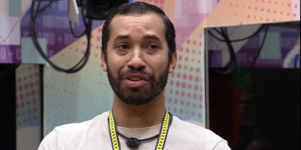 "Não preciso ter vergonha de quem eu sou", celebra Gil no BBB21, em desabafo emocionante