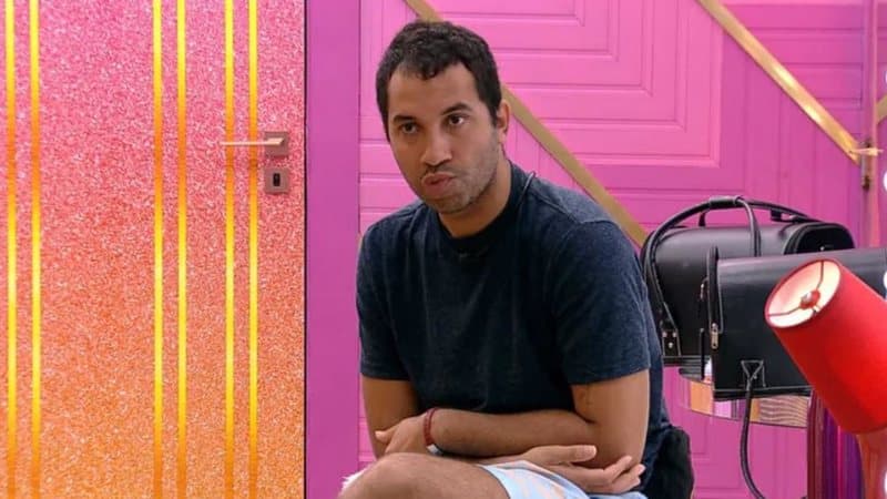 BBB21: Gilberto reflete sobre sua postura no reality e manda suposta indireta: “É fácil apontar para quem estava acuado”