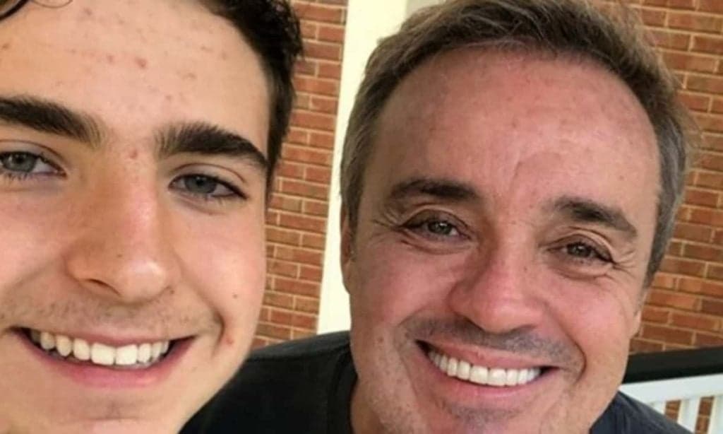 "Ninguém estava esperando isso", diz filho de Gugu na Globo, após assumir relação e dizer que mostrou as irmãs