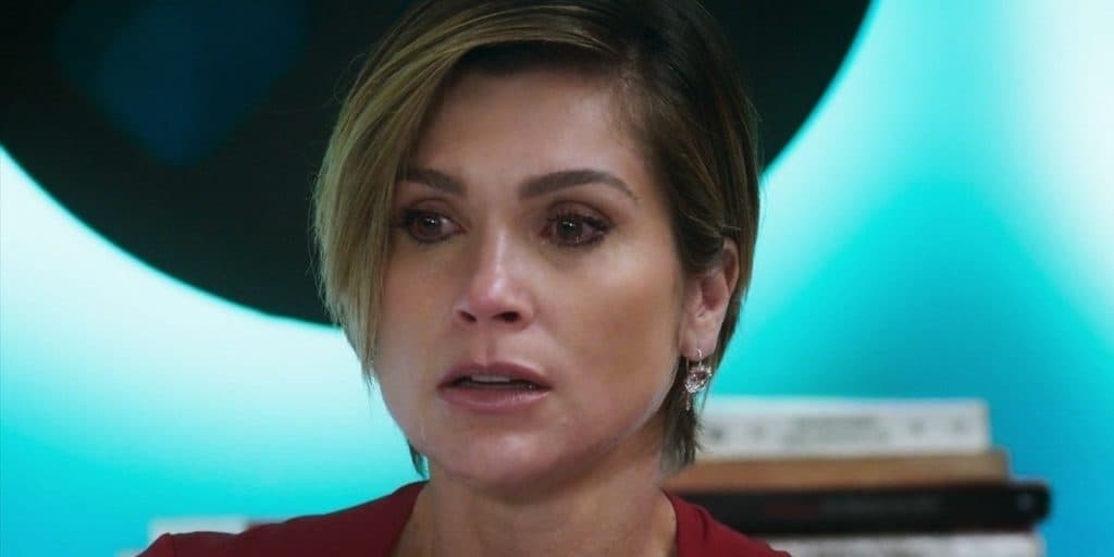 Salve-se Quem Puder: Segredo sujo do passado de Helena é revelado para o público