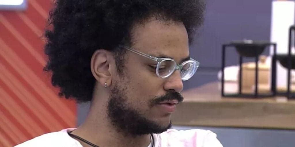 BBB21: João Luiz se alia a Camilla para indicar participante ao paredão e revela decisão; saiba quem