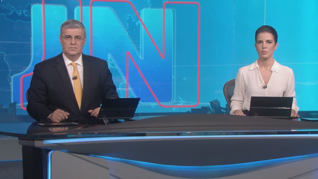 Jornal Nacional, após o nome de Bonner virar caso de polícia, entra no ar às pressas e esclarece a verdade: "Infelizmente"