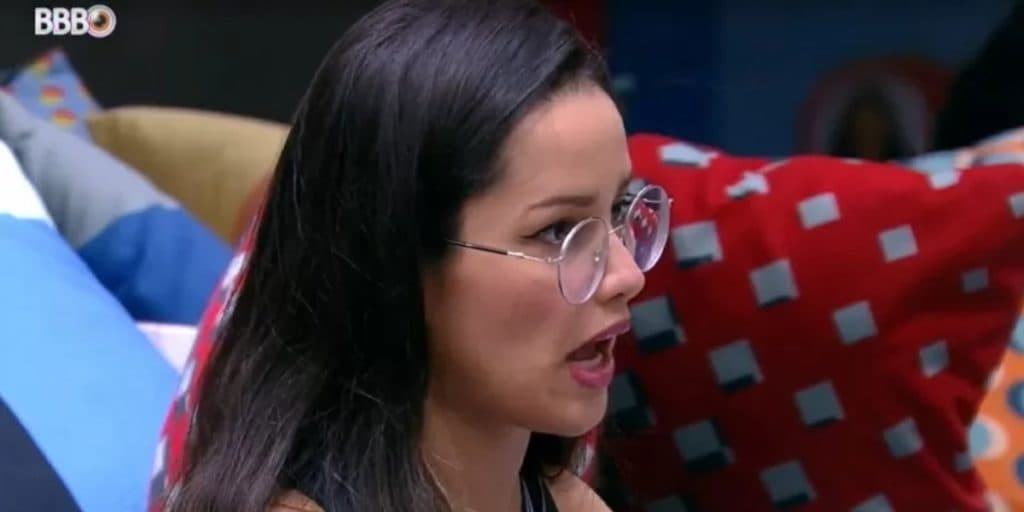 Juliette expõe intimidade às câmeras no BBB21, revela desejo de fazer sexo e arrebenta: "Ficando atacada"