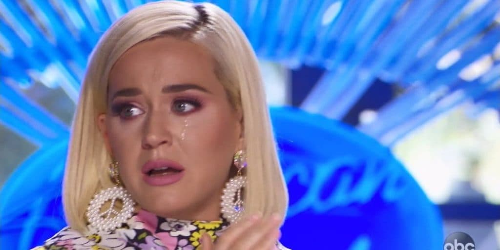 Katy Perry reencontra ex-namorado no “American Idol” e fica chocada
