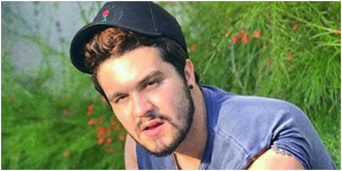 Cantor sertanejo famoso é liberado após uma abordagem policial Cantor sertanejo famoso é liberado após uma abordagem policial