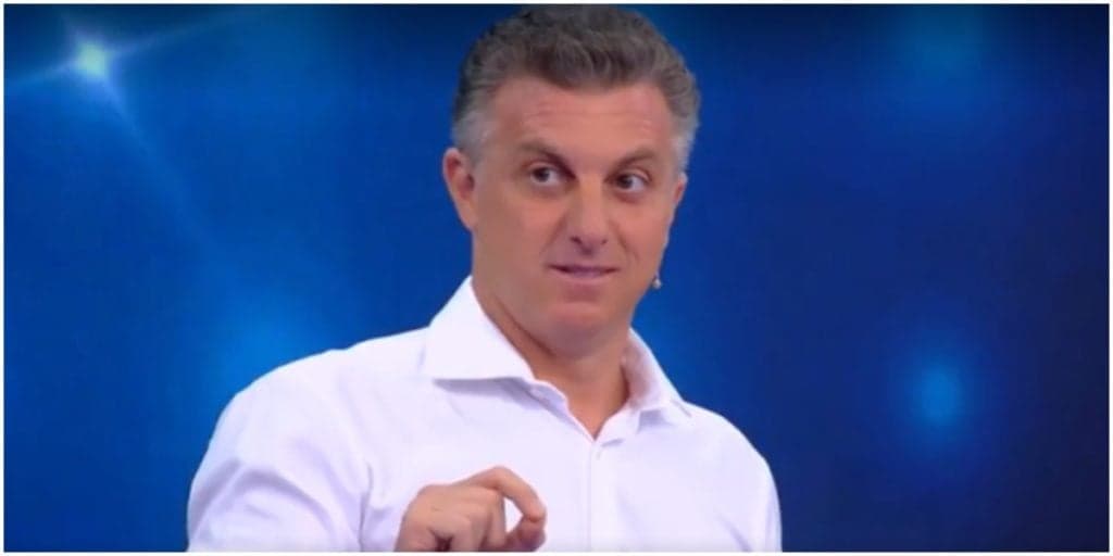 Luciano Huck para às pressas programa na Globo e confirma notícia devastadora: "É triste''