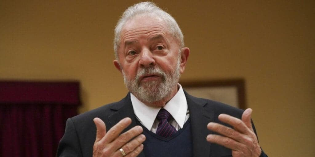 Lula escreve carta de ódio a Bolsonaro, chama presidente de ameaça ao planeta e estraçalha: "Genocídio"