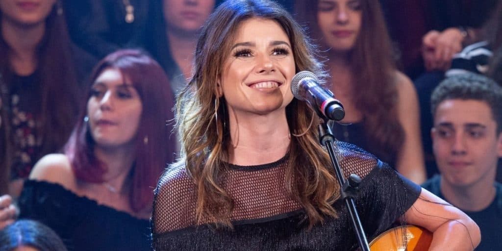 Filha de famoso se declara para Paula Fernandes e cantora assume nova fase: "Amando tudo"