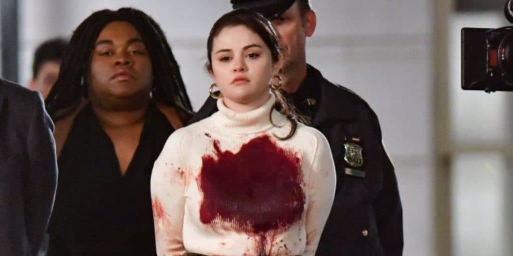 Selena Gomez é presa, surge coberta de sangue e verdade bomba é exposta: "Maníacos"