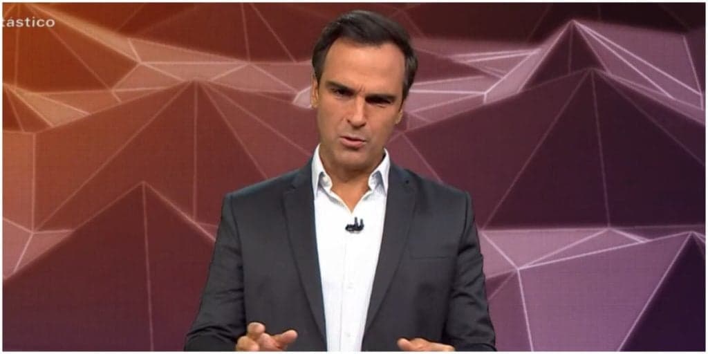 Tadeu Schmidt entra às pressas na Globo no Fantástico com tragédia e envolve até Regina Casé: "A gente sofre"