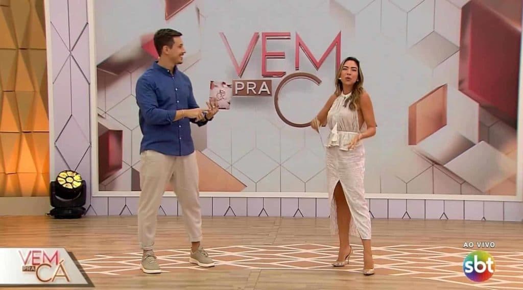 Enfurecido, Silvio Santos faz Patrícia Abravanel virar barraqueira e Vem Pra Cá vira Casos de Família