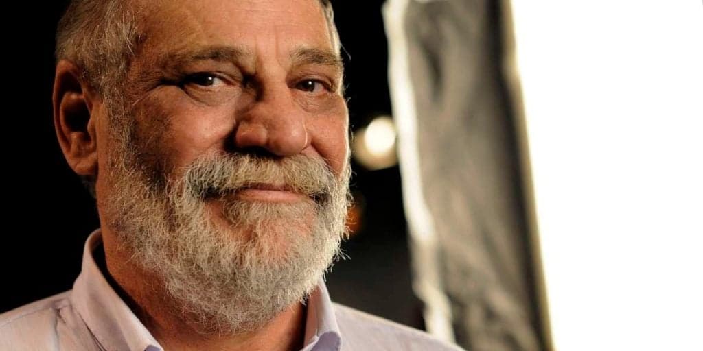 Walther Negrão, autor de Flor do Caribe, é internado às pressas após AVC: "Guerreiro"