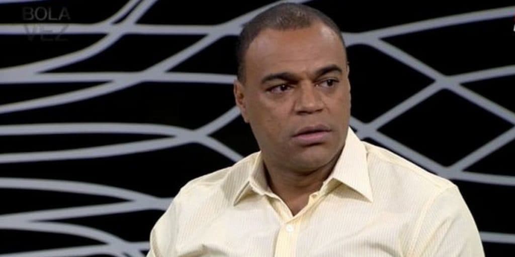 Denilson passa a perna em Jogo Aberto e anuncia novo emprego sem Renata Fan: "Estreia no domingo"