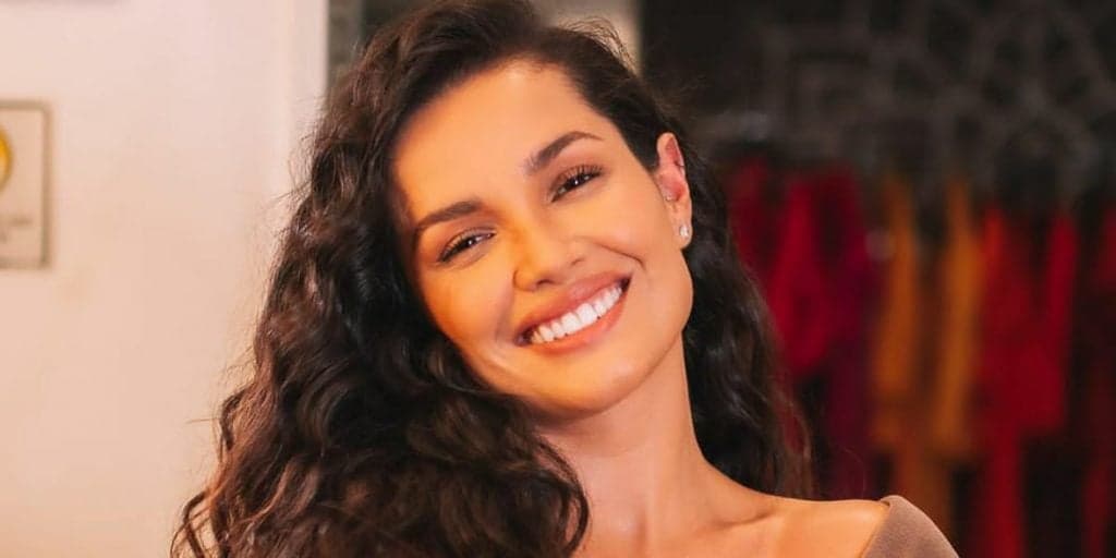Juliette usa vestido caríssimo em live de Gilberto Gil, causa alvoroço em loja e peça é esgotada em menos de 24h; Veja valor