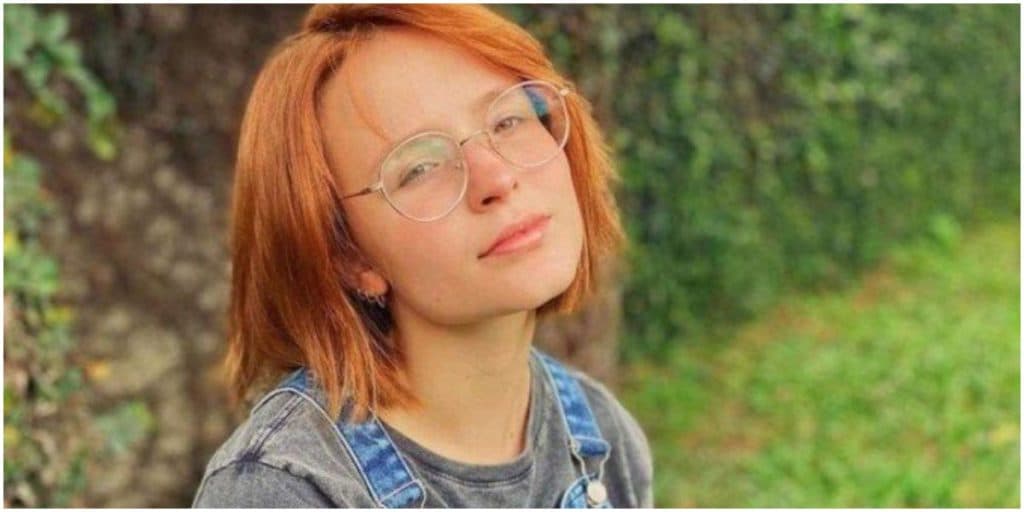 Larissa Manoela tem gravidez anunciada e perde a cabeça com explosão da notícia: "Já perdi as contas''