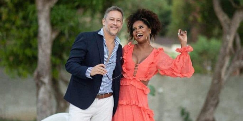 Adriana Bombom é tirada do Power Couple antes da estreia, problema de saúde é descoberto e médicos baixam no canal