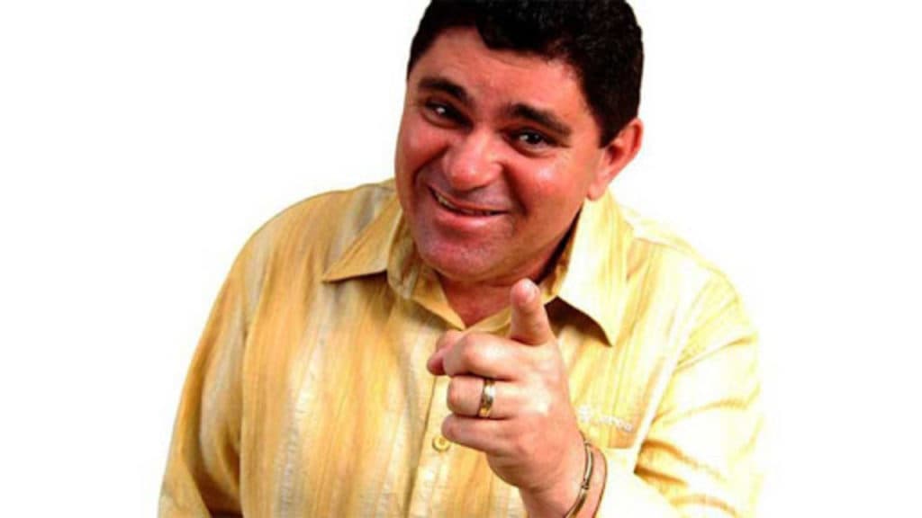 Batoré, após ir à Globo expor Carlos Alberto e falar de peso, arma barraco e humilha na TV: "Insignificante"