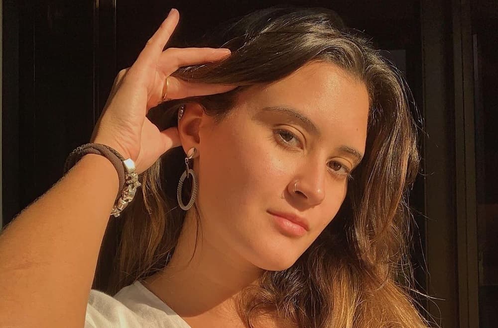 Bia Bonemer, filha de Fátima Bernardes, senta a bifa na cara da irmã e assume de vez sexualidade: “Eu sou”