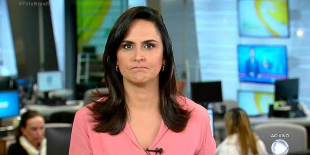 "Tomar coragem de pular", Carla Cecato faz desabafo, após demissão, salário de 65 mil e suplicar por emprego