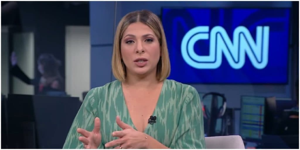 Âncora da CNN detona com fala polêmica e é acusada de desejar morte de policiais ao vivo: "Só um?"