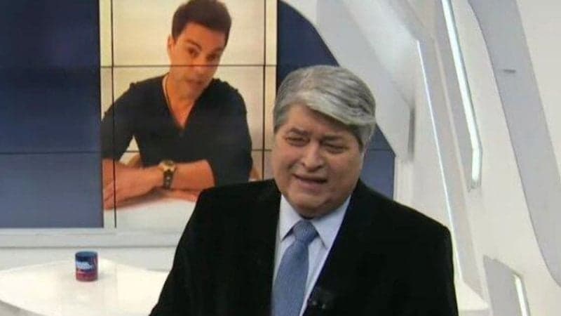 Datena tem ataque de fúria, vira metralhadora e humilha Zezé Di Camargo ao vivo: "Chato pra c#"