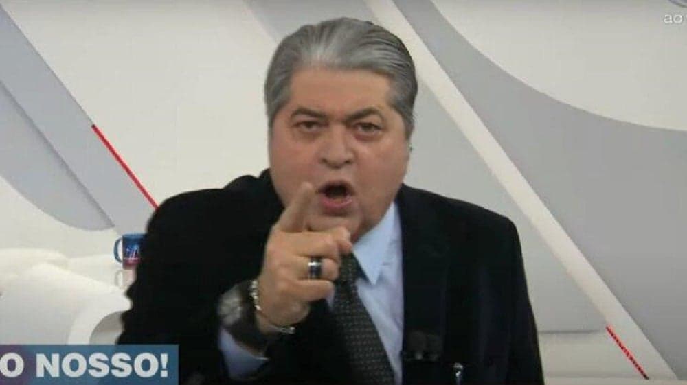 Datena se revoltou ao vivo na Band e discutiu com diretora do Brasil Urgente (Foto: Reprodução) 