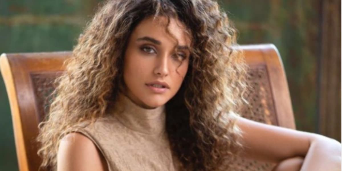 Débora Nascimento assume namoro com modelo, que é ex-namorado de Bruna Marquezine (Foto: Reprodução)