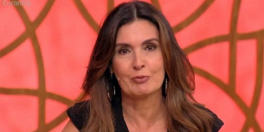 Após deixar a Globo, Fátima Bernardes anuncia morte, perde o chão e desaba em textão: "Que triste essa partida"