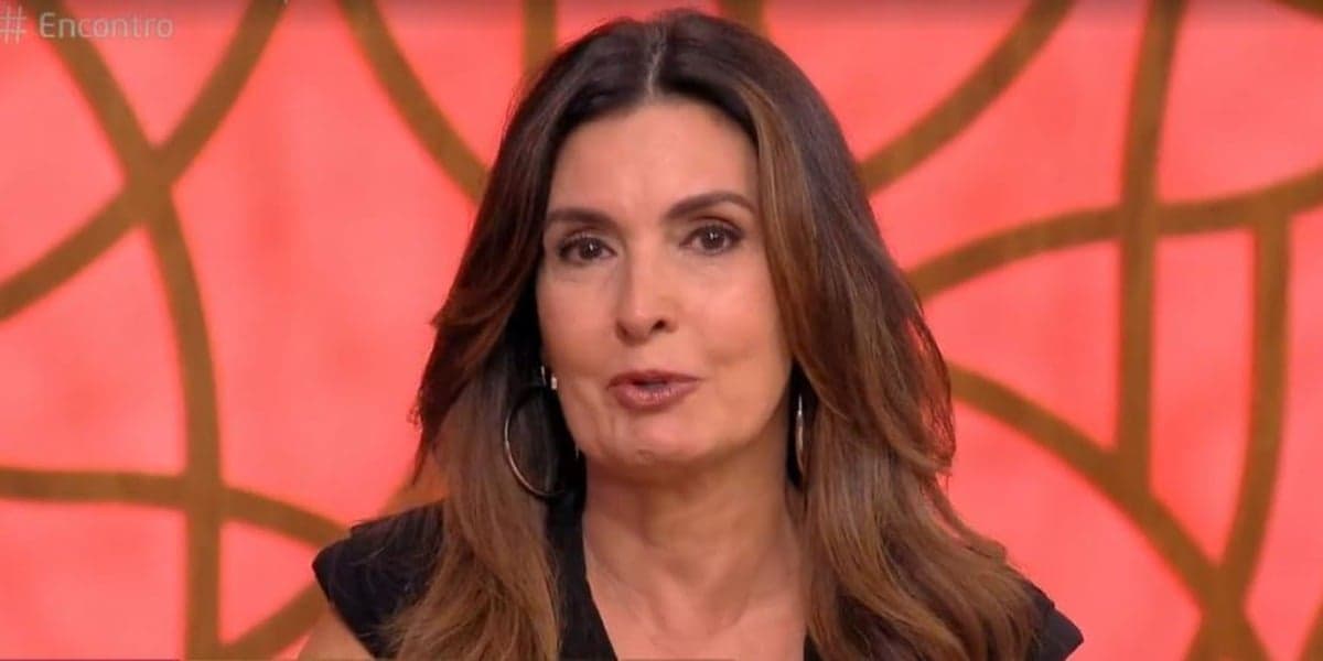Fátima Bernardes chorou no "Encontro" (Foto: Reprodução/TV Globo)
