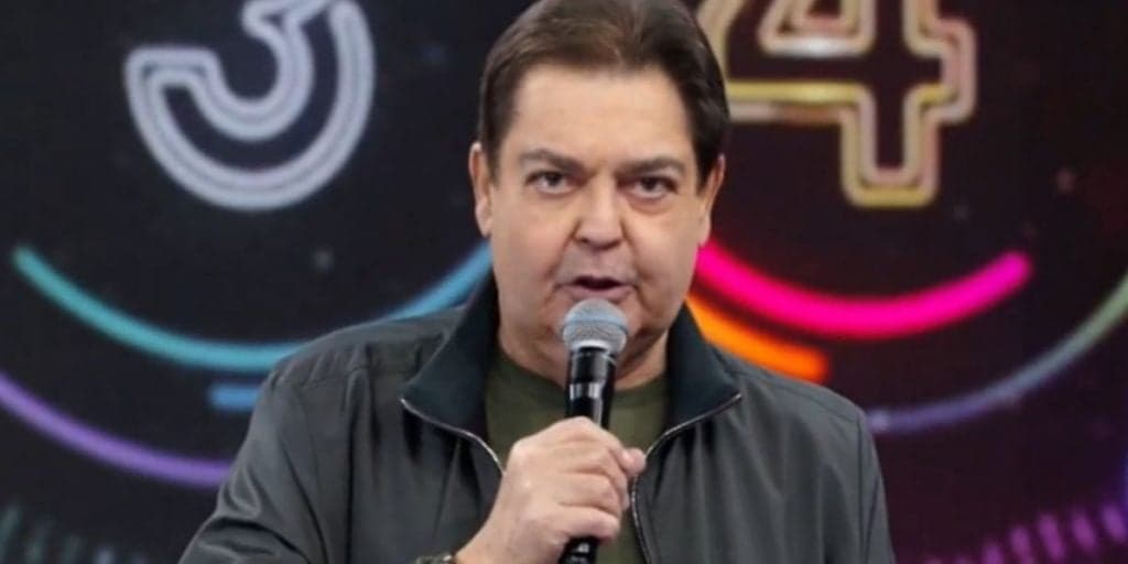 Invadimos a intimidade de Faustão: apresentador tem vídeo escancarado com parceiro dentro de mansão