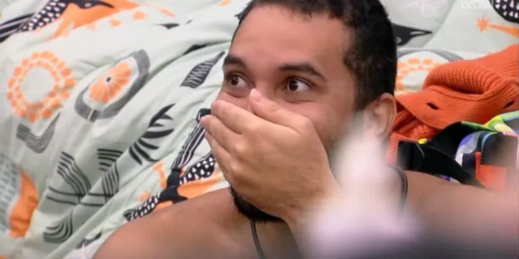 BBB21: Gil entrega tamanho do pênis e deixa Juliette perplexa: "22 cm"