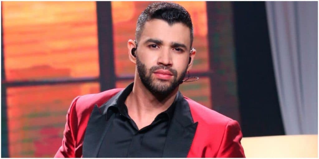 Gusttavo Lima faz harmonização no rosto, expõe resultado, mas acaba completamente deformado: "Horror"