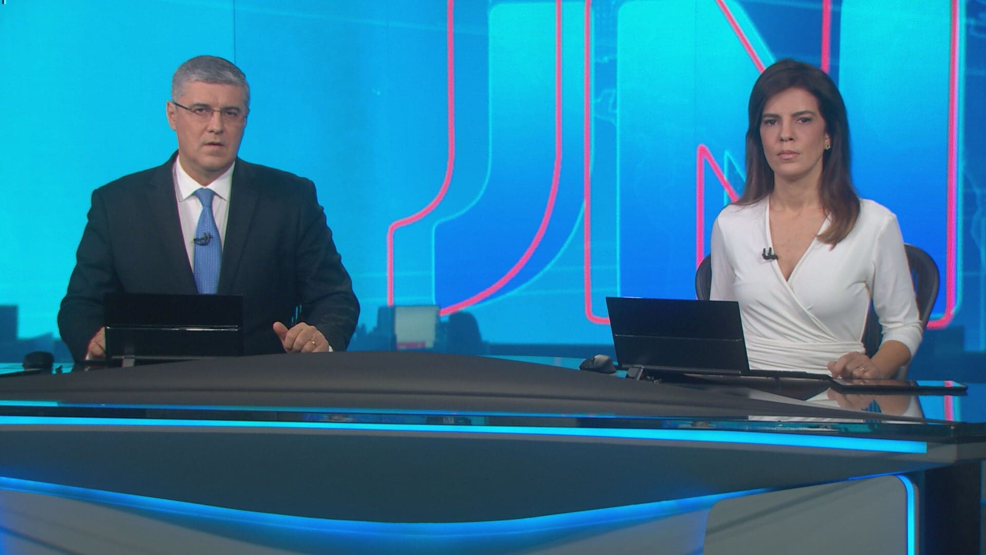 Jornal Nacional (Foto: Reprodução) Jornal Nacional (Foto: Reprodução)