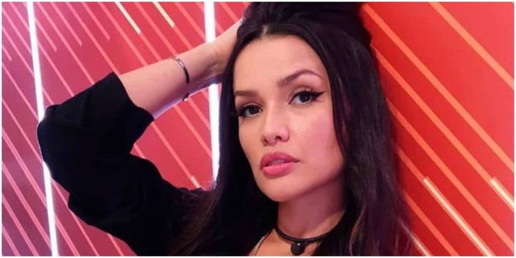 Juliette choca, faz o que nunca fez e aparece sem roupa em foto bomba no Instagram