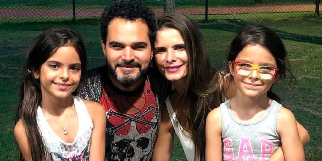 Luciano Camargo, após se assumir e revelar parceiro, expõe caso com esposa: “Me mandou comprar passagem só de ida”