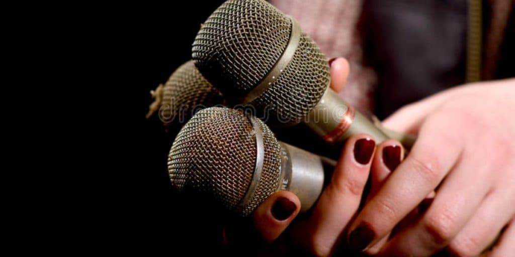 "Seis meses de vida", cantora gospel desmorona com pior diagnóstico e anúncio do fim