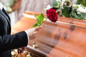 Luto! Cantor do povo morre aos 50 anos, anúncio de partir o coração é feito e fãs desabam: "Tremenda perda"