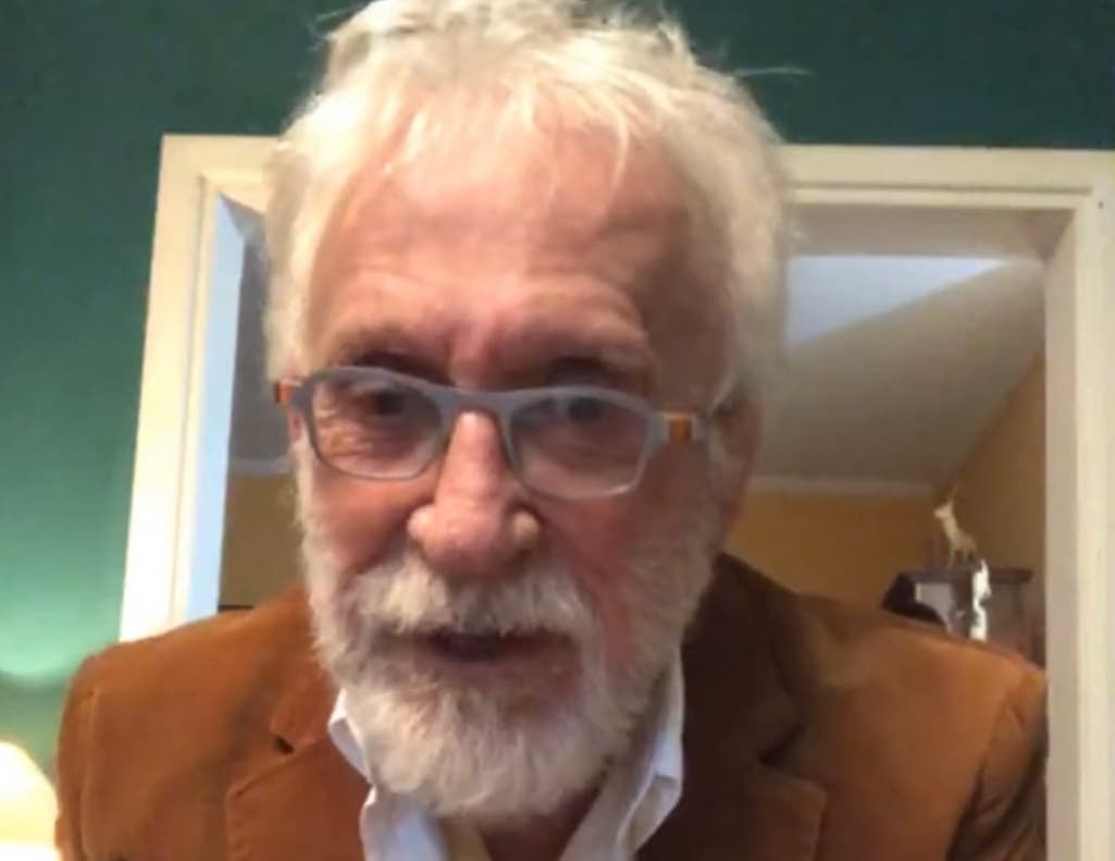 "Eu sempre sofri muito", detona Moacyr Franco, após apunhalada de Carlos Alberto: "Passei a vida"
