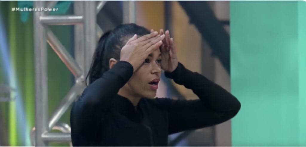 "Pode xingar", Nina e Deborah acabam aos gritos após problema de saúde ser escancarado no Power Couple