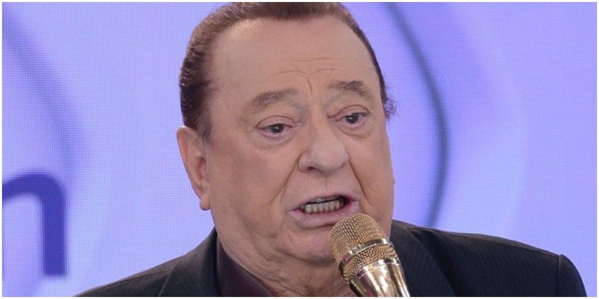 Após ser proibido de pisar no SBT, Raul Gil é convocado às pressas na emissora e tem fim confirmado: "Necessário" Após ser proibido de pisar no SBT, Raul Gil é convocado às pressas na emissora e tem fim confirmado: "Necessário"