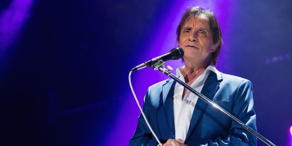 "Pega essa porr@", Roberto Carlos ataca mulher e vê até cantor assumir relação com ele: "Não esperava"
