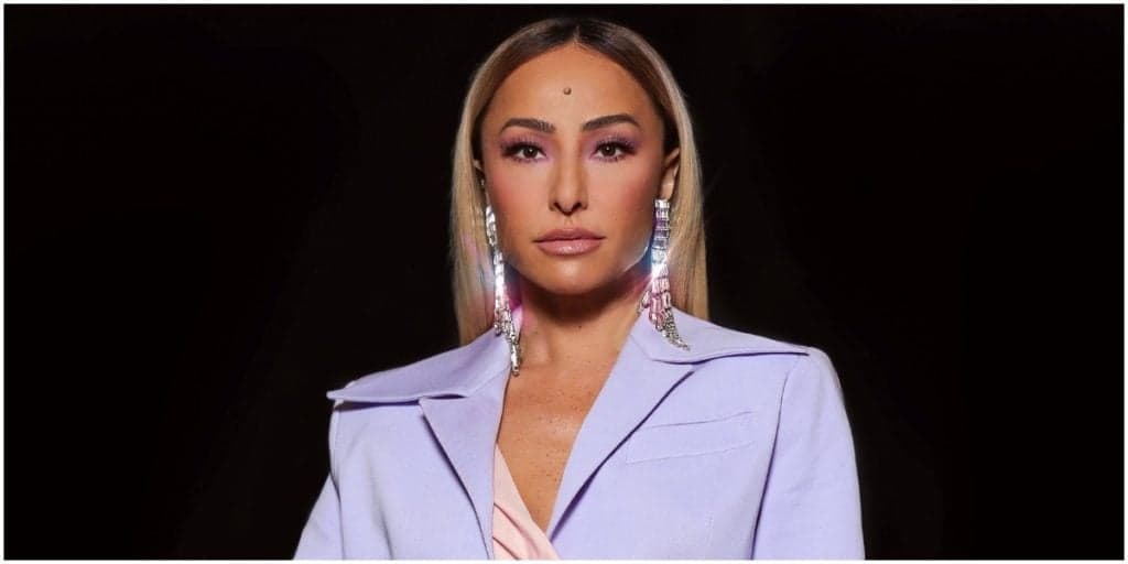 Sabrina Sato em vídeo ousado nas redes