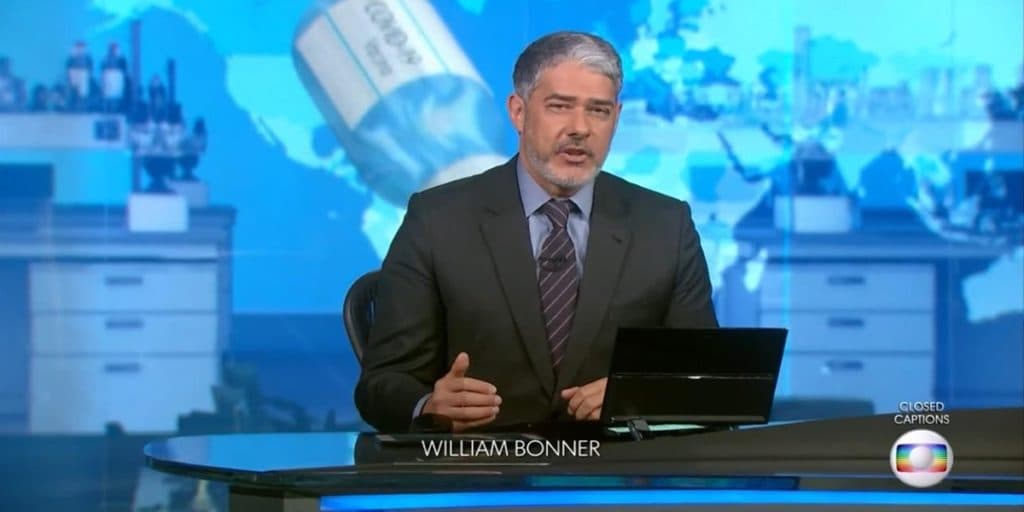 William Bonner, após ser tirado da Globo, surge ao vivo e aparência causa choque na bancada do Jornal Nacional