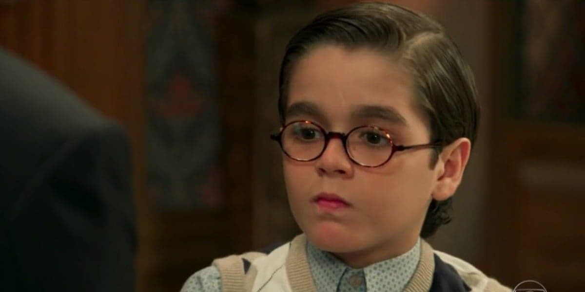 Xande Valois, famoso ator mirim da TV Globo, cresceu e está chamado a atenção com beleza (Foto: Reprodução)