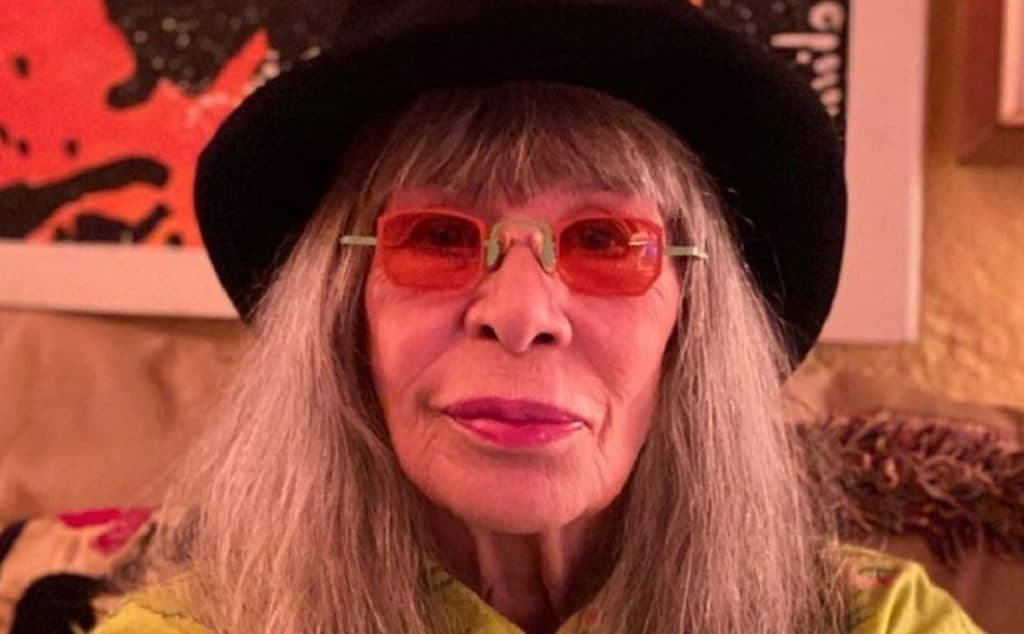 Com câncer, Rita Lee tem foto estarrecedora divulgada e marido é chamado às pressas em hospital: "Lutando"